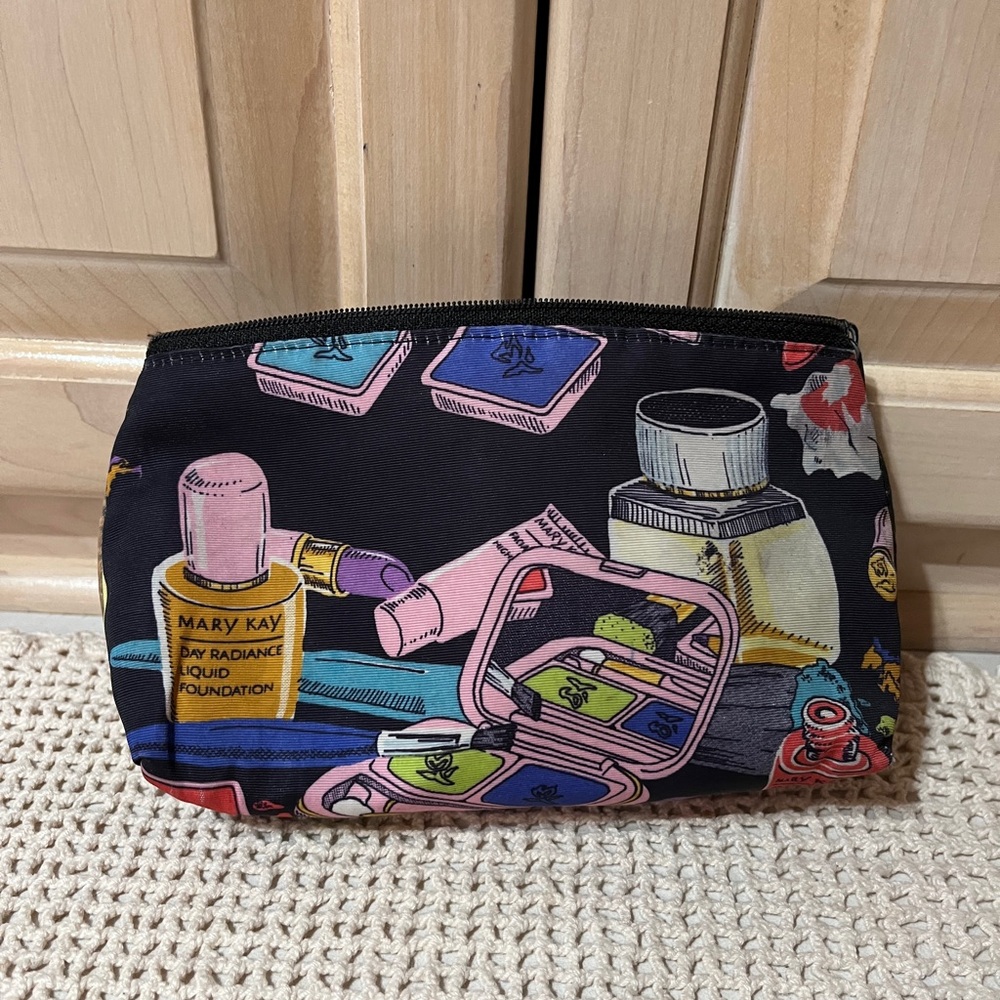 VINTAGE MARY KAY COSMETIC MAKEUP ZIP POUCH BAG PURSE